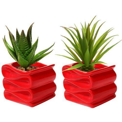 Small red modern folded design - small,